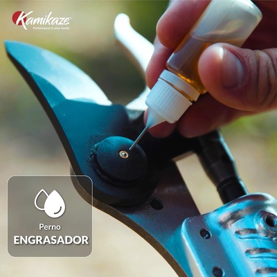 Tijera de Poda El�ctrica Kamikaze KV215: P�rtiga 215cm, Corte �40mm + 2 Bater�as Litio